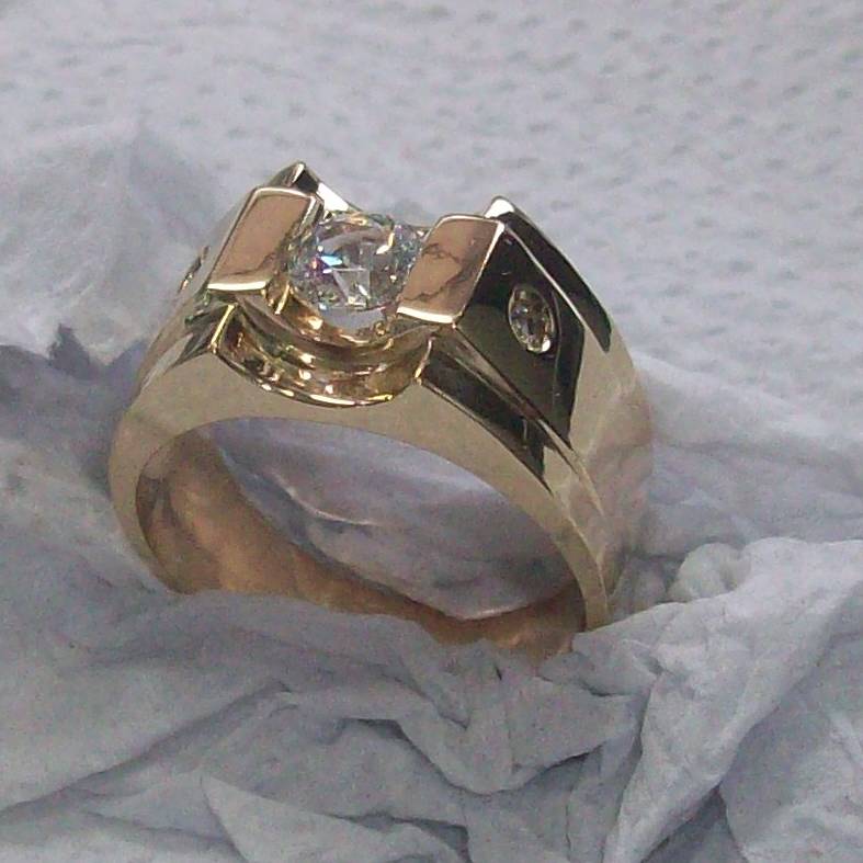 Anillos